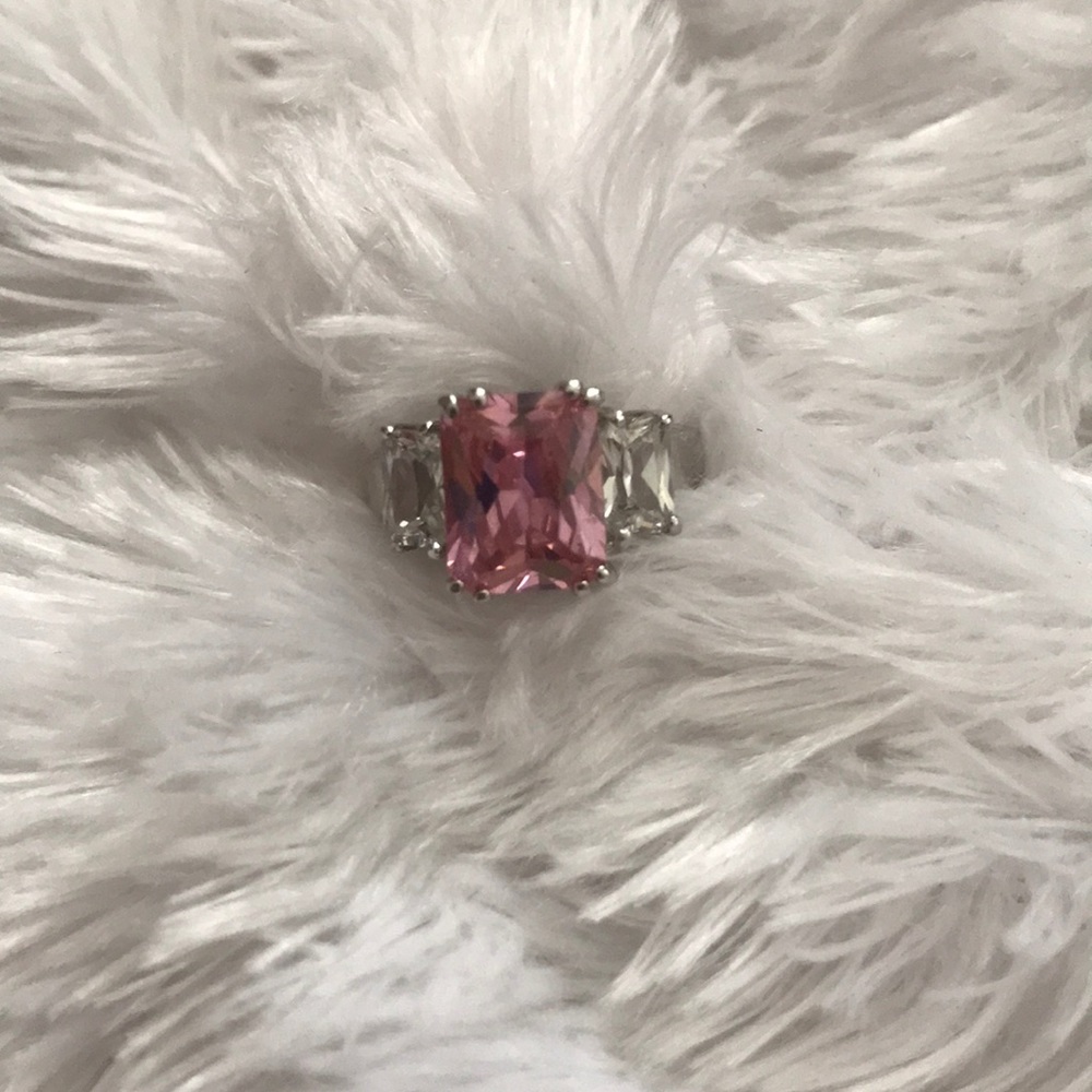 PINK STONE RING